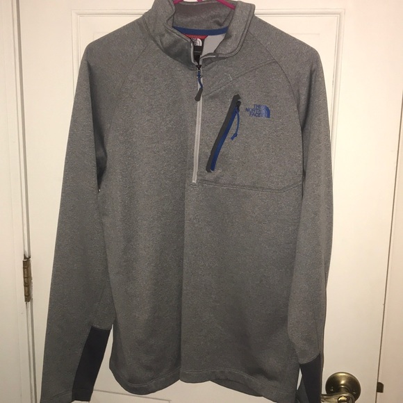 North face 1/2 zip - Picture 2 of 5
